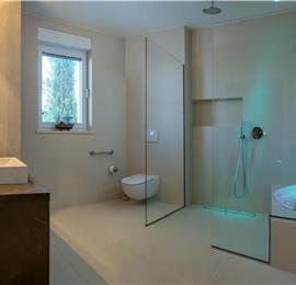 Luxury 6 Bedroom Brac Island Beach Front Villa With Heated Infinity Pool and lift near Sumartin sleeps 12